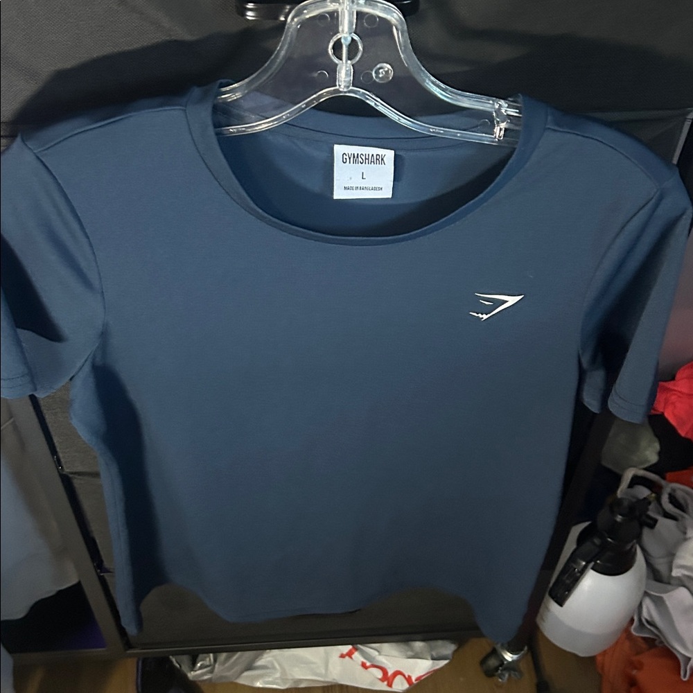 #67 Gym Shark Large 20.5” Ptp